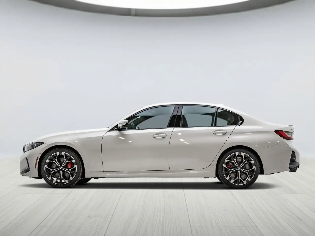 BMW 3 Series - Image 3