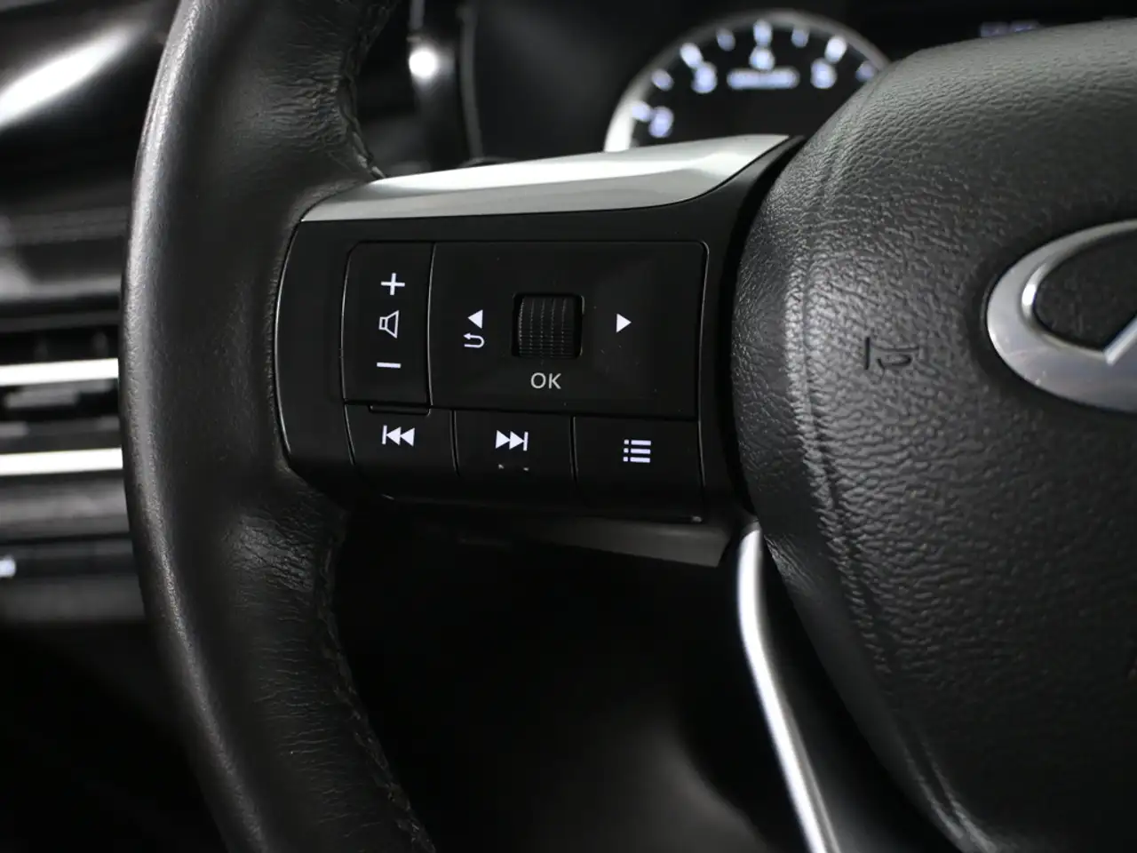 Infiniti QX60 - Image 15
