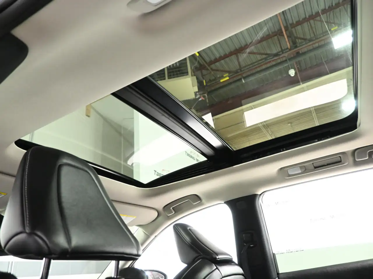 Infiniti QX60 - Image 21