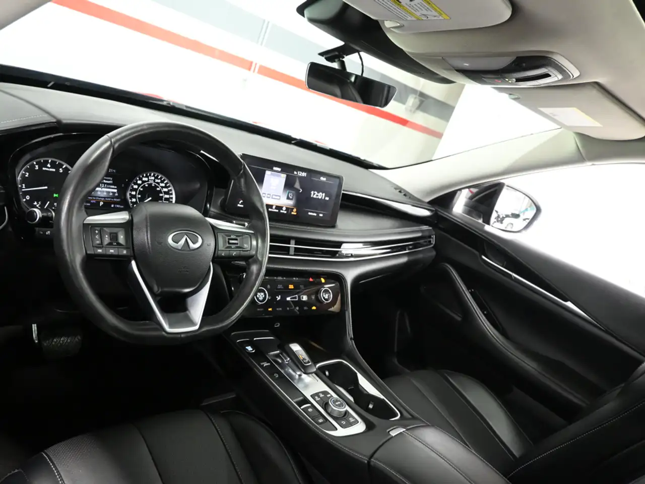 Infiniti QX60 - Image 10