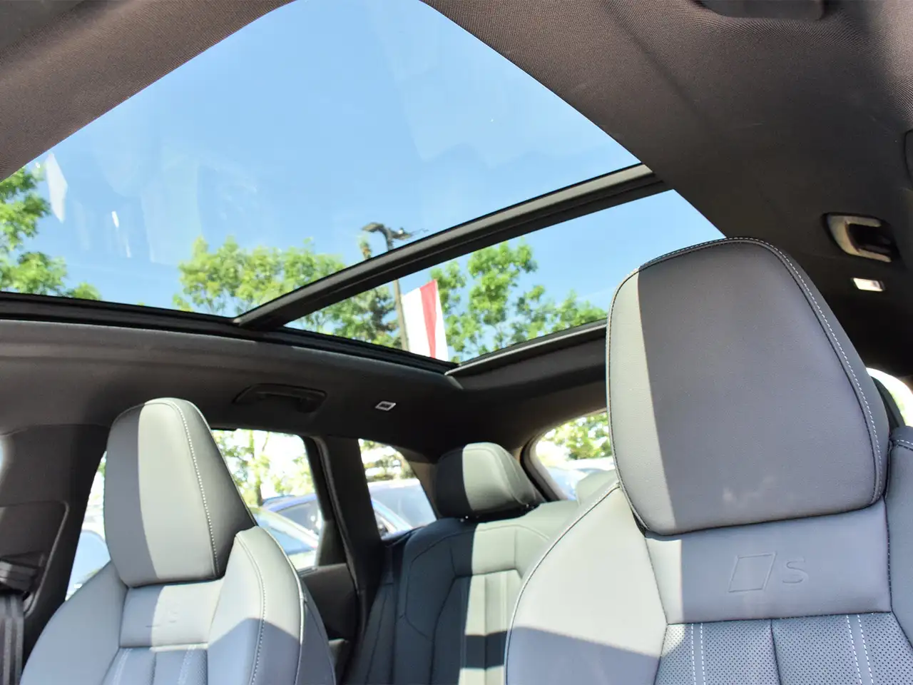 Audi Q5 - Image 16
