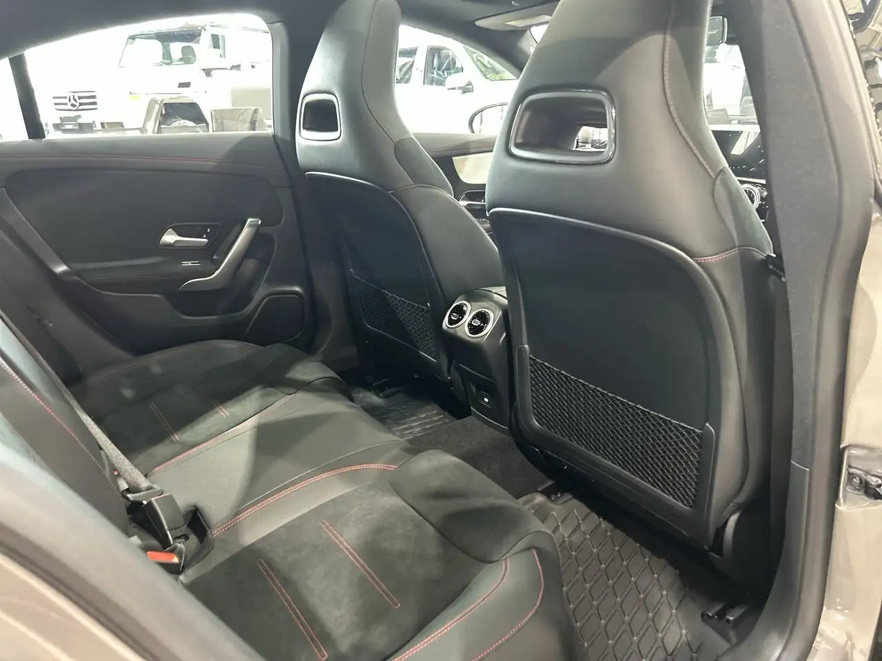 Mercedes-Benz CLA - Image 31