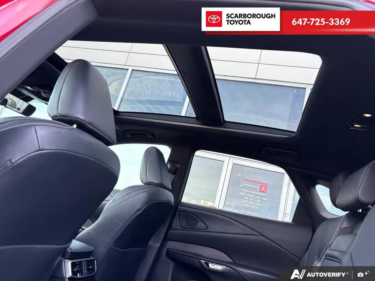 Lexus RX - Image 28