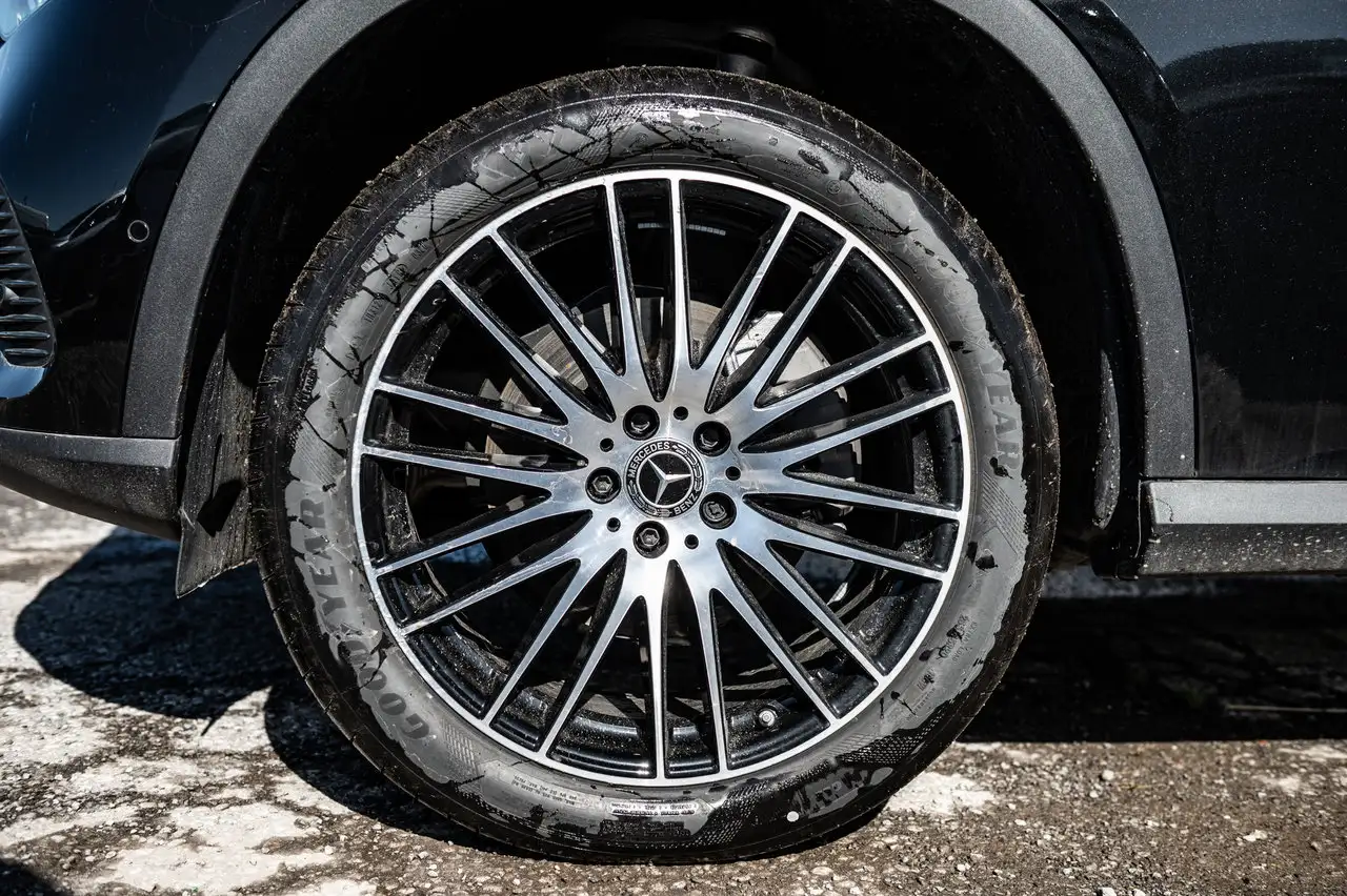 Mercedes-Benz GLC - Image 6
