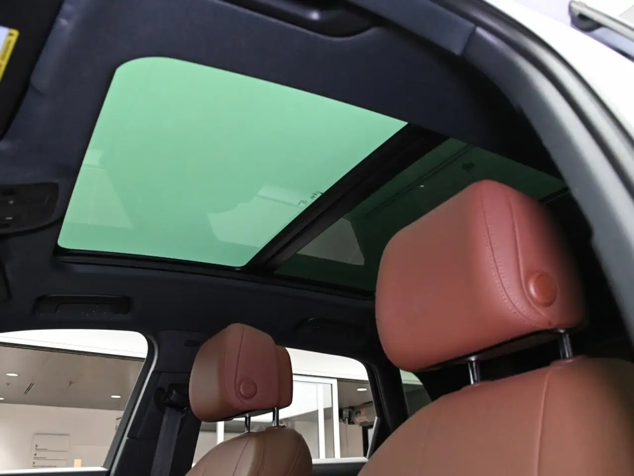 Audi Q3 - Image 20