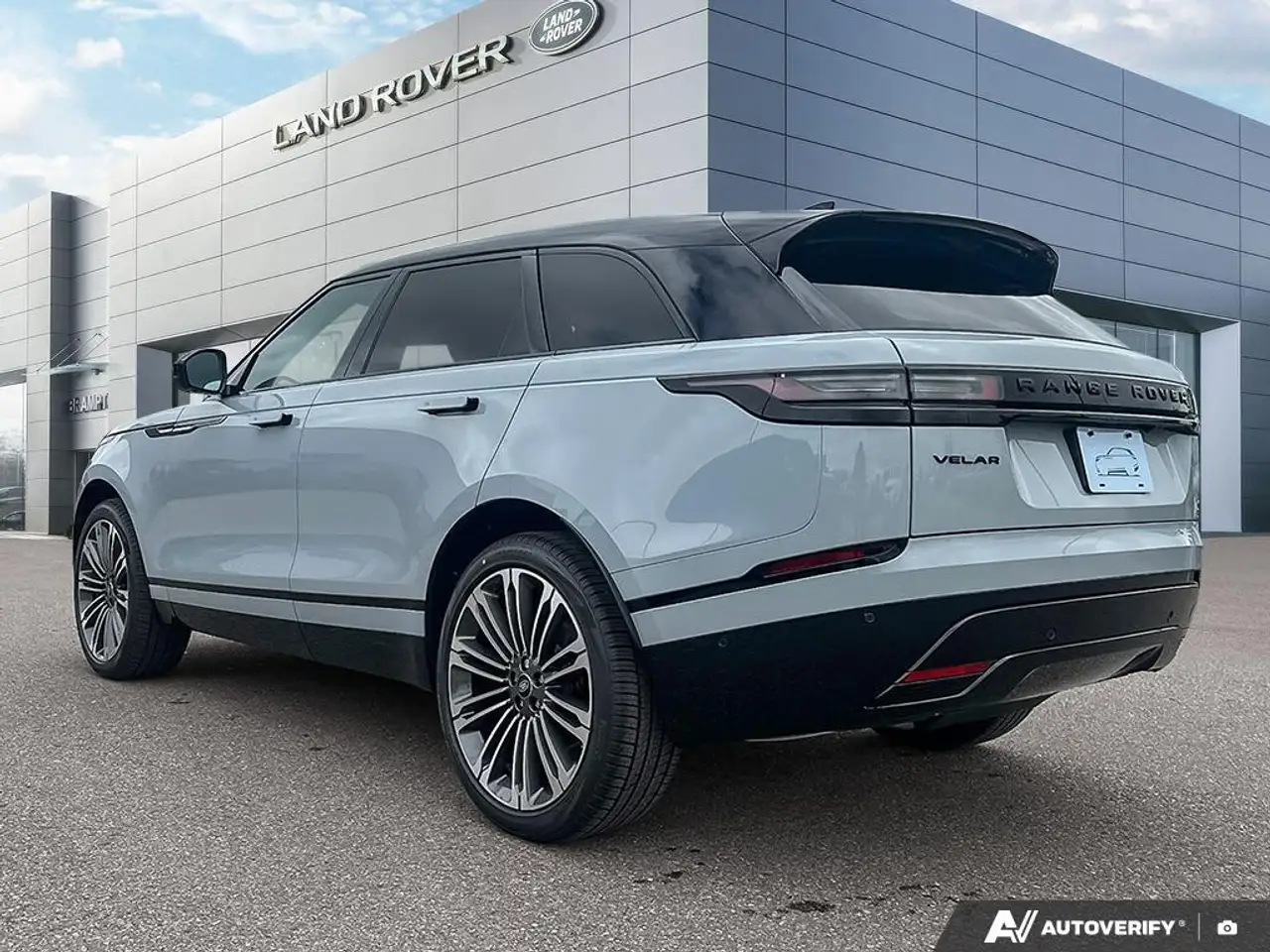 Land Rover Range Rover Velar - Image 4