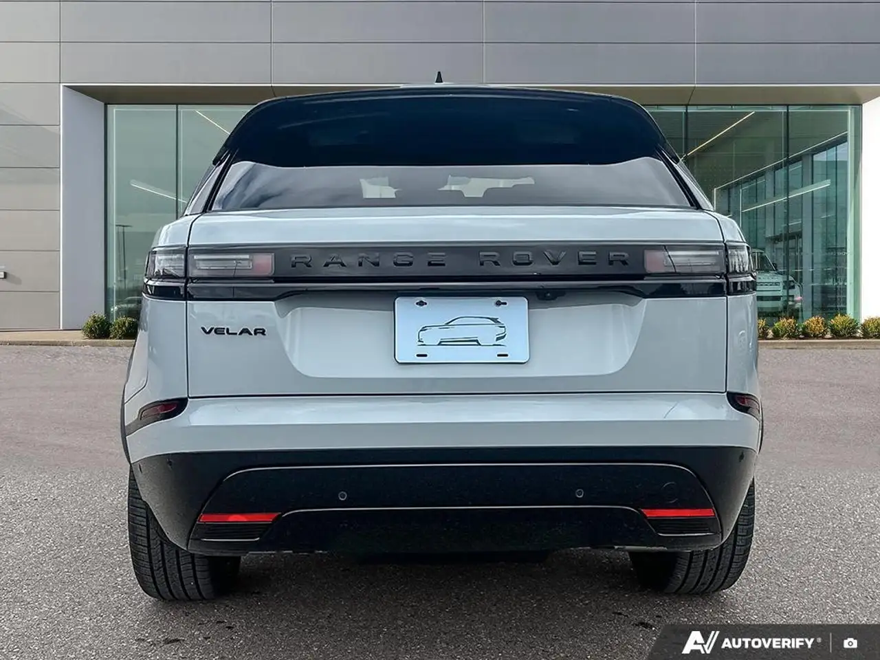 Land Rover Range Rover Velar - Image 5