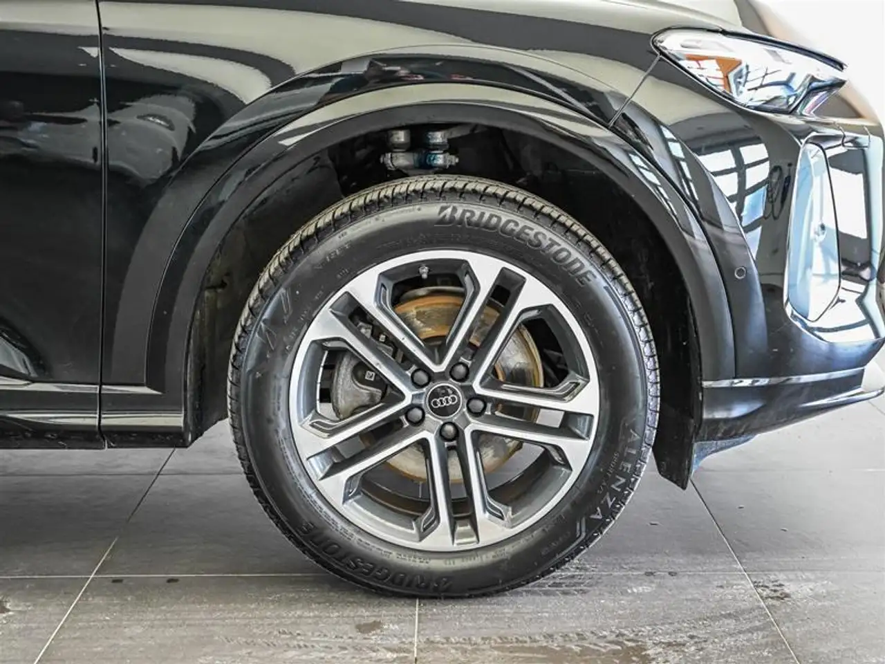Audi Q5 - Image 6