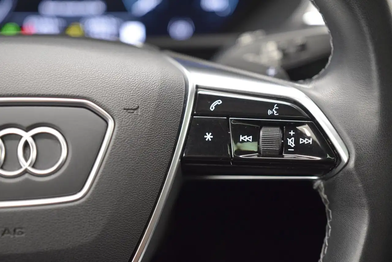 Audi e-tron - Image 19