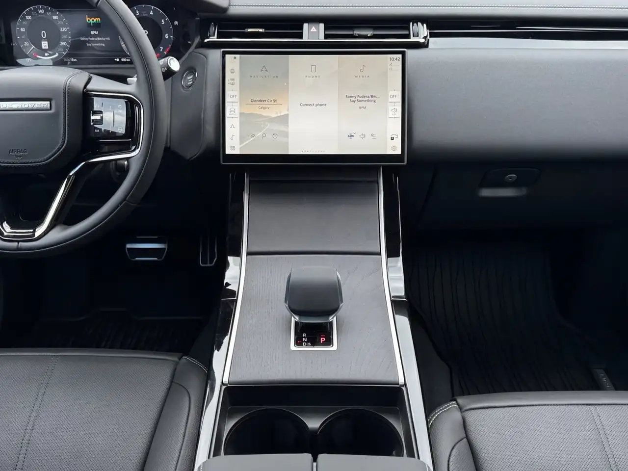 Land Rover Range Rover Velar - Image 14