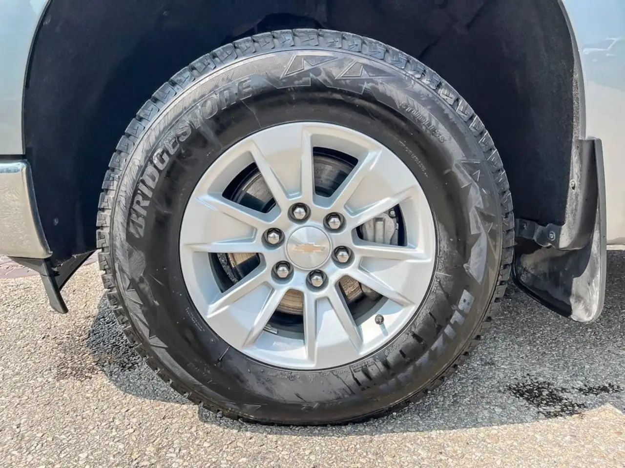 Chevrolet Silverado 1500 - Image 6