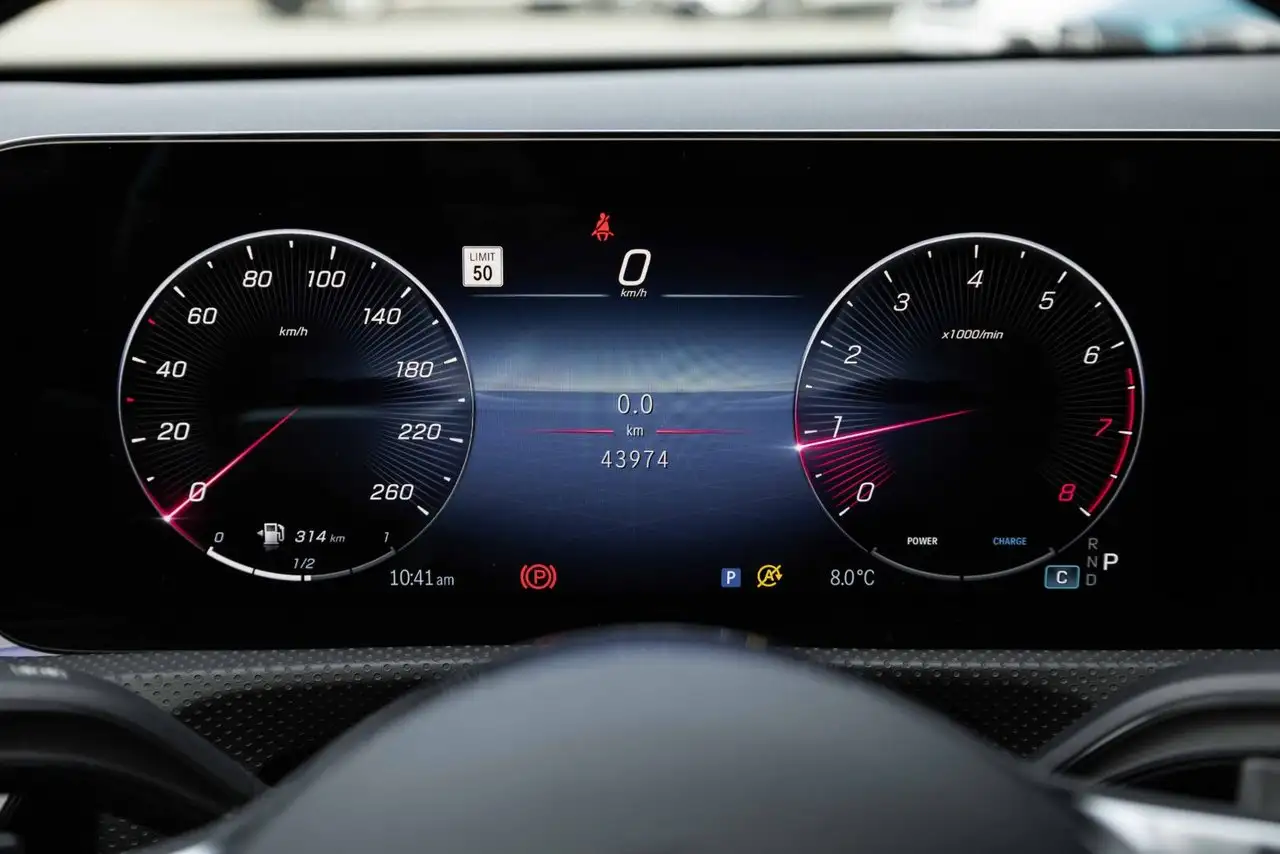 Mercedes-Benz CLA - Image 14
