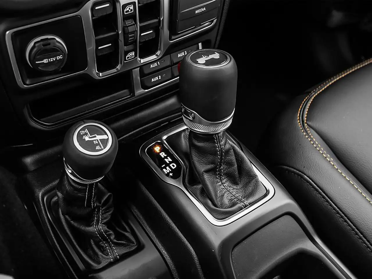 Jeep Wrangler - Image 15