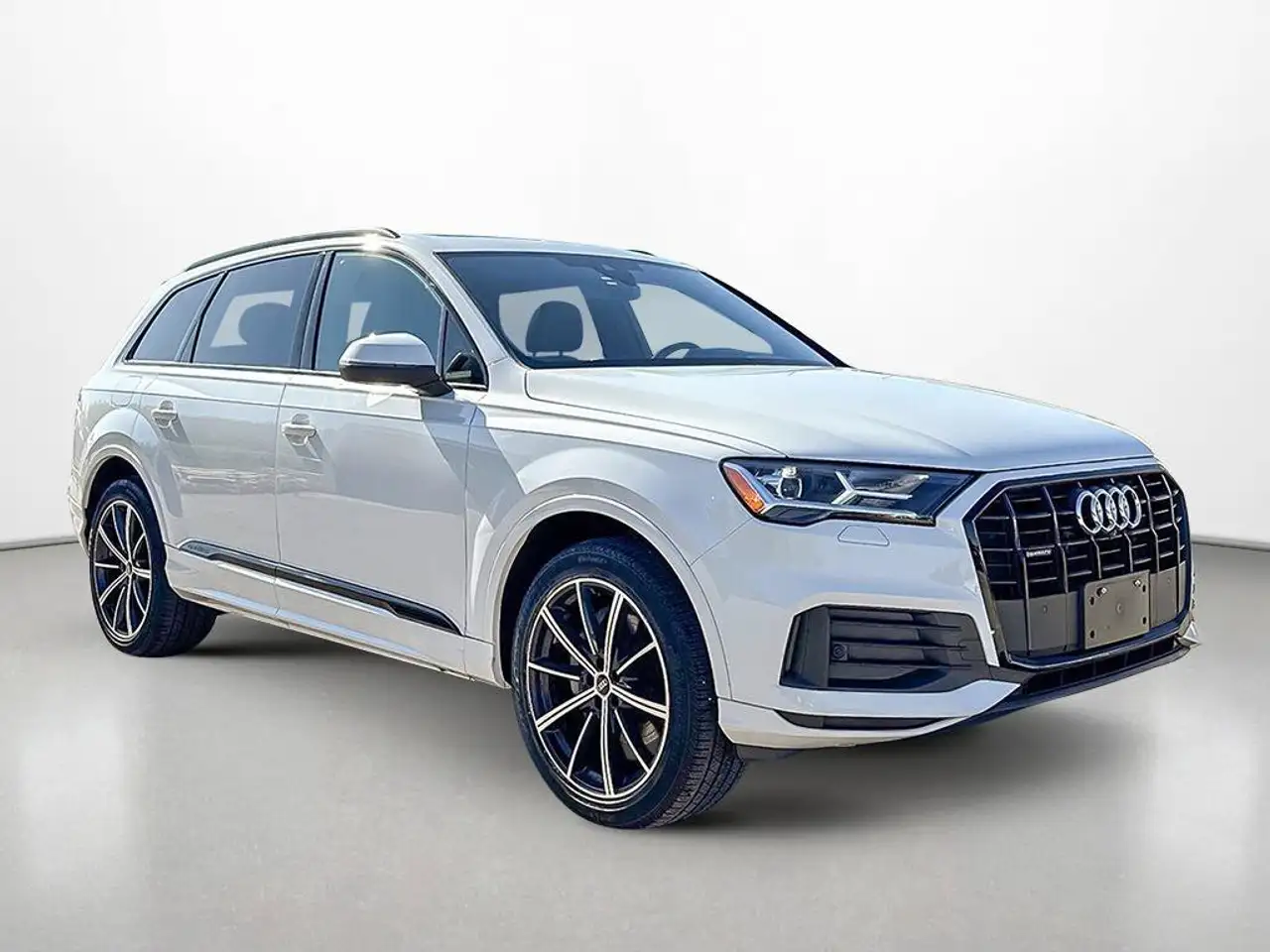 Audi Q7 - Image 8