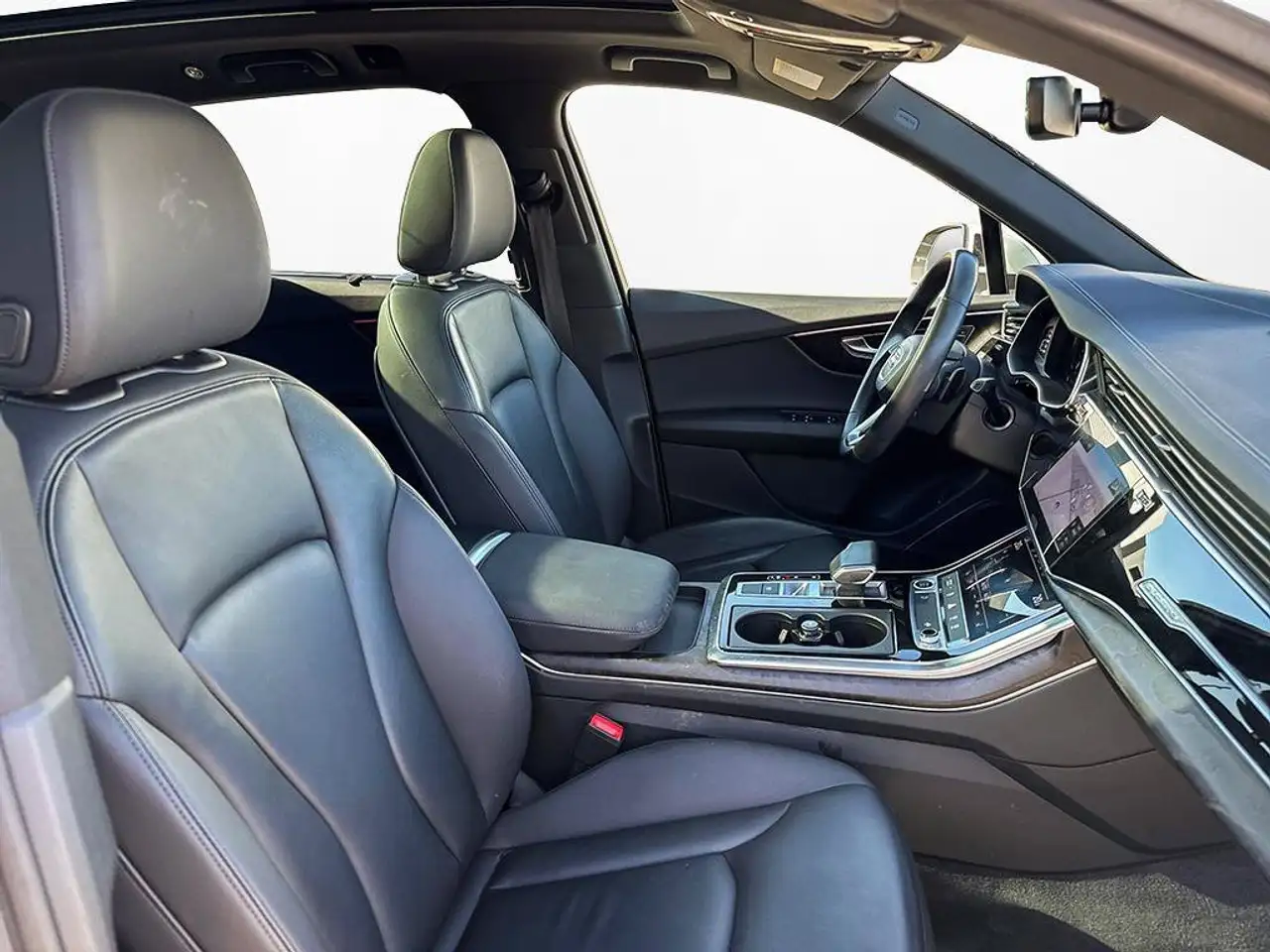 Audi Q7 - Image 26