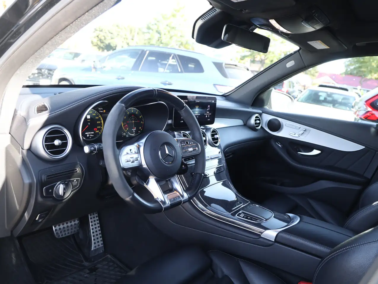 Mercedes-Benz GLC - Image 13