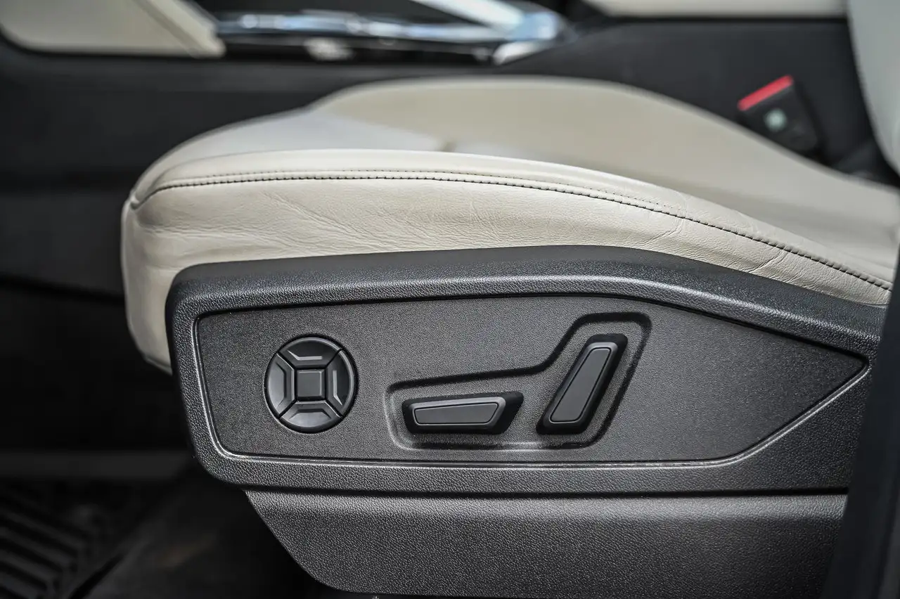 Audi Q5 - Image 19