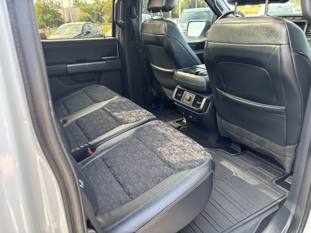 Ford F-150 - Image 36