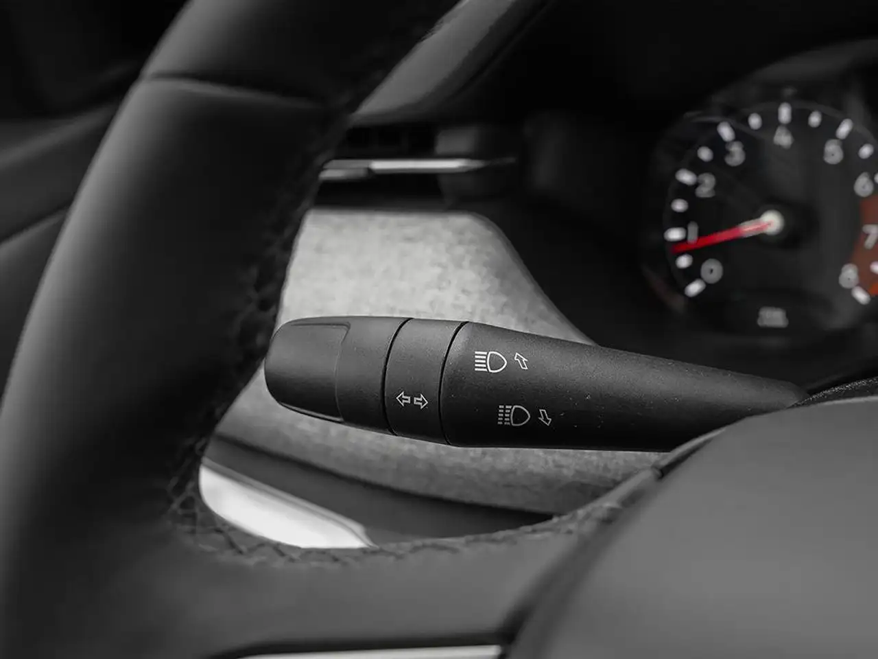 Jeep Compass - Image 24