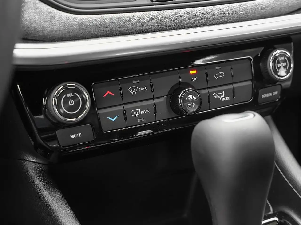Jeep Compass - Image 23