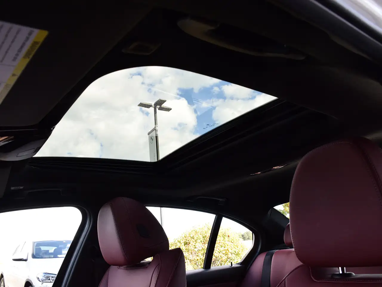 BMW 3 Series - Image 29