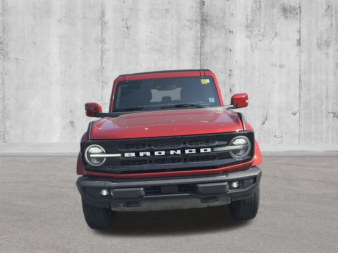 Ford Bronco - Image 2