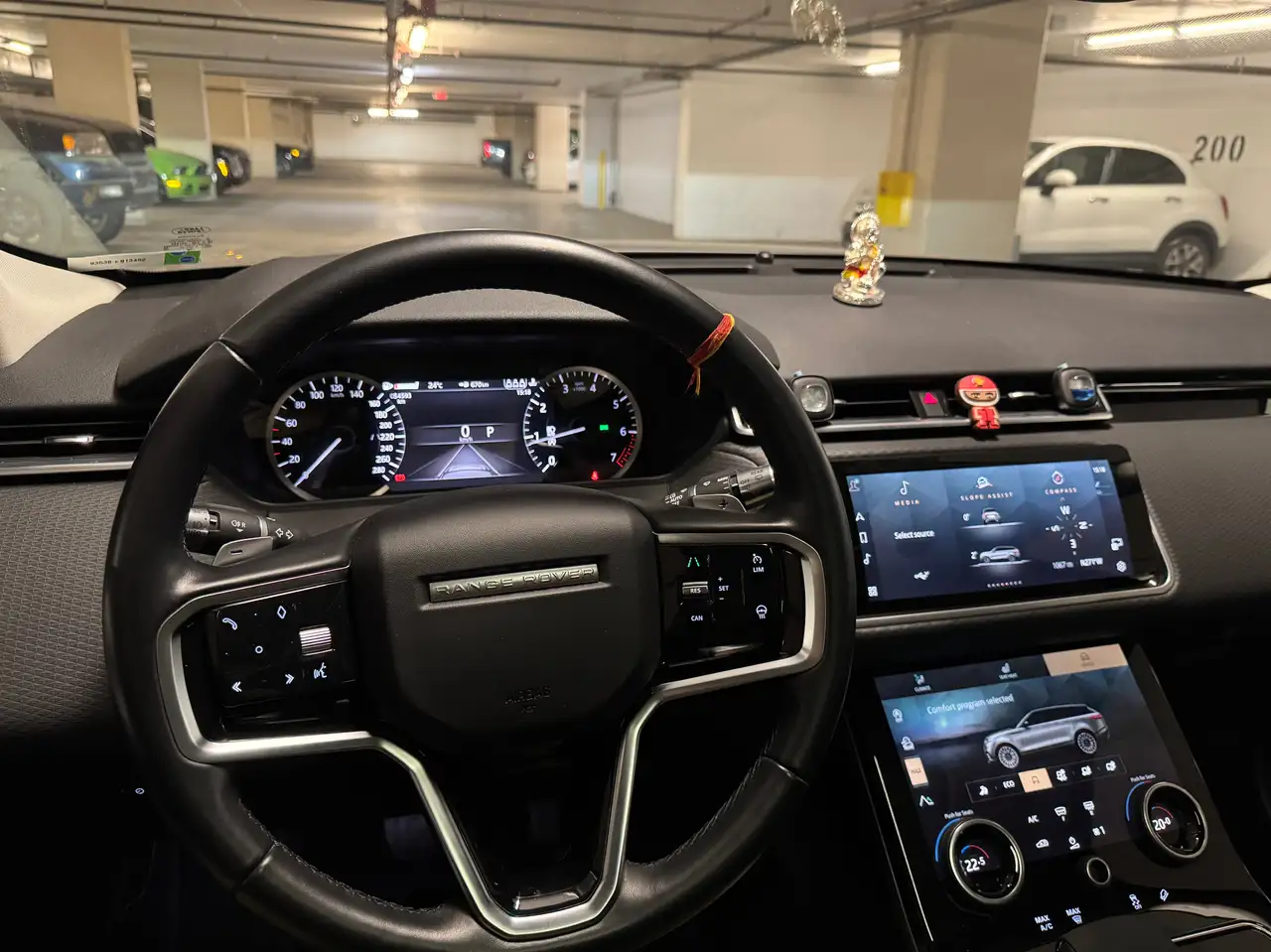 Land Rover Range Rover Velar - Image 8