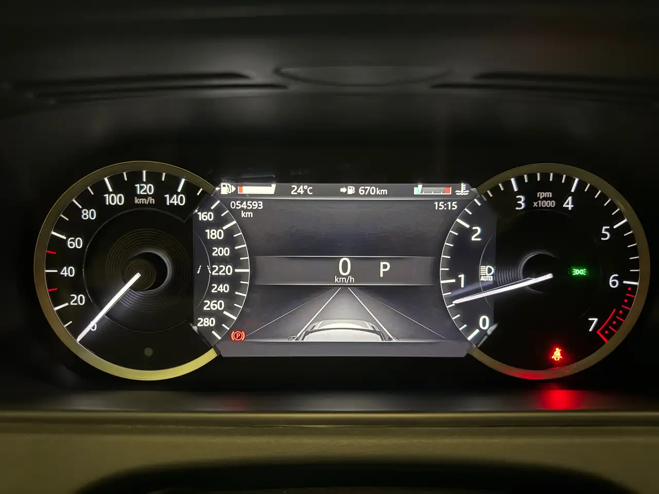 Land Rover Range Rover Velar - Image 9