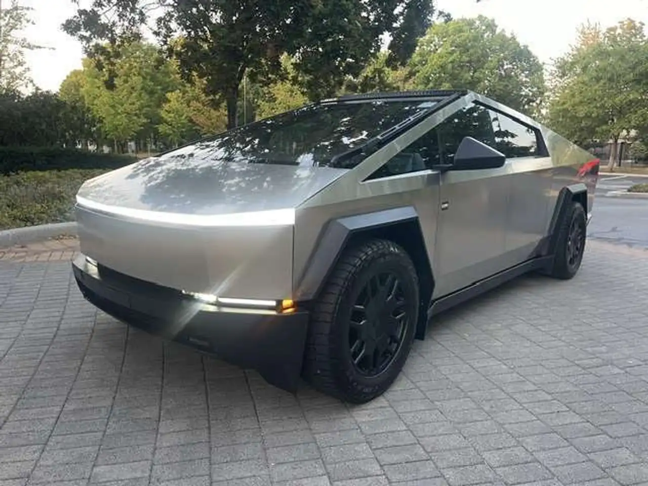 Tesla Cybertruck