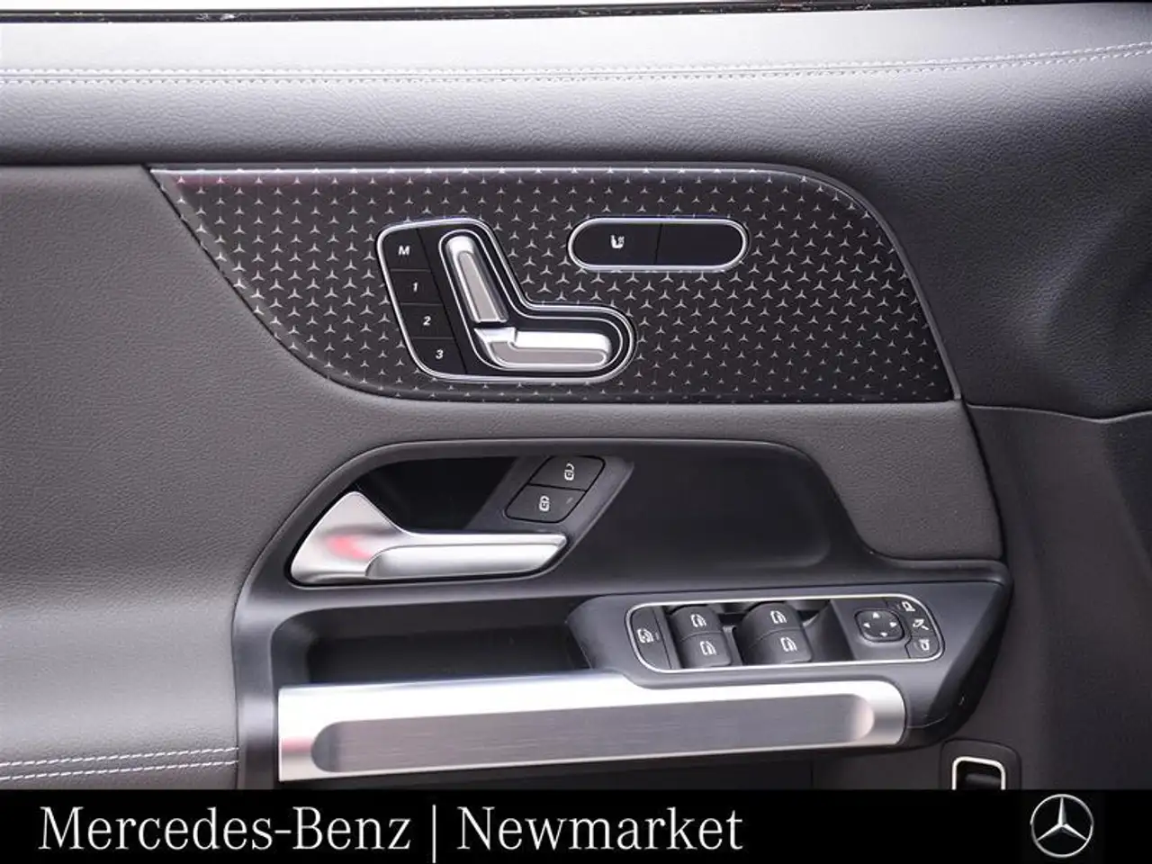 Mercedes-Benz EQB - Image 18