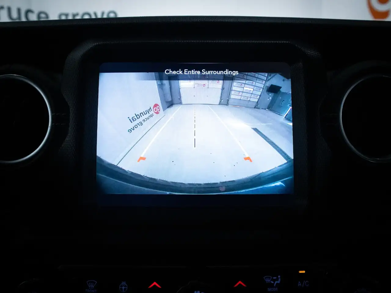 Jeep Wrangler - Image 35