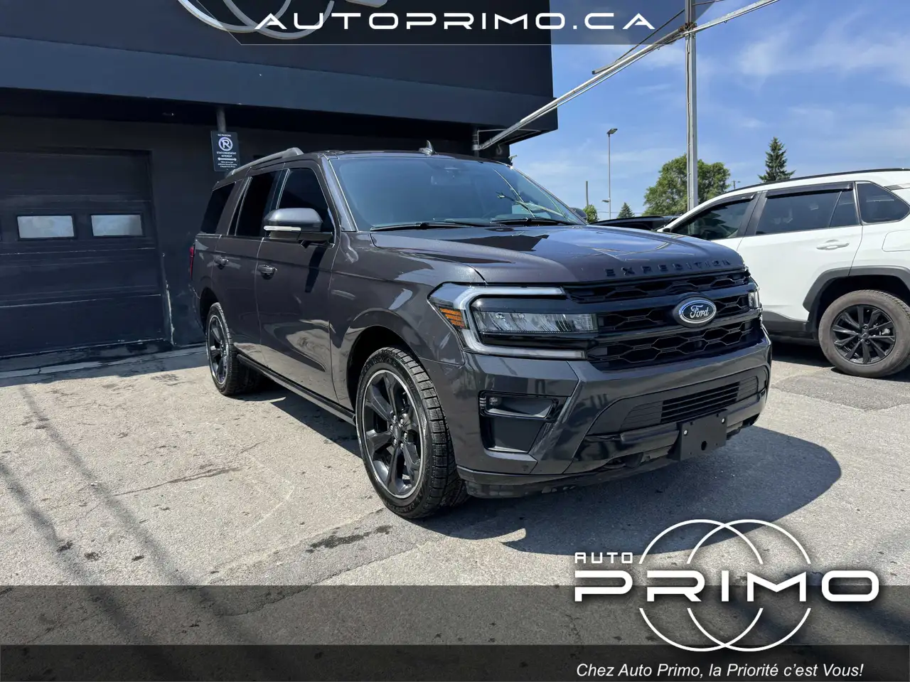Ford Expedition - Image 4