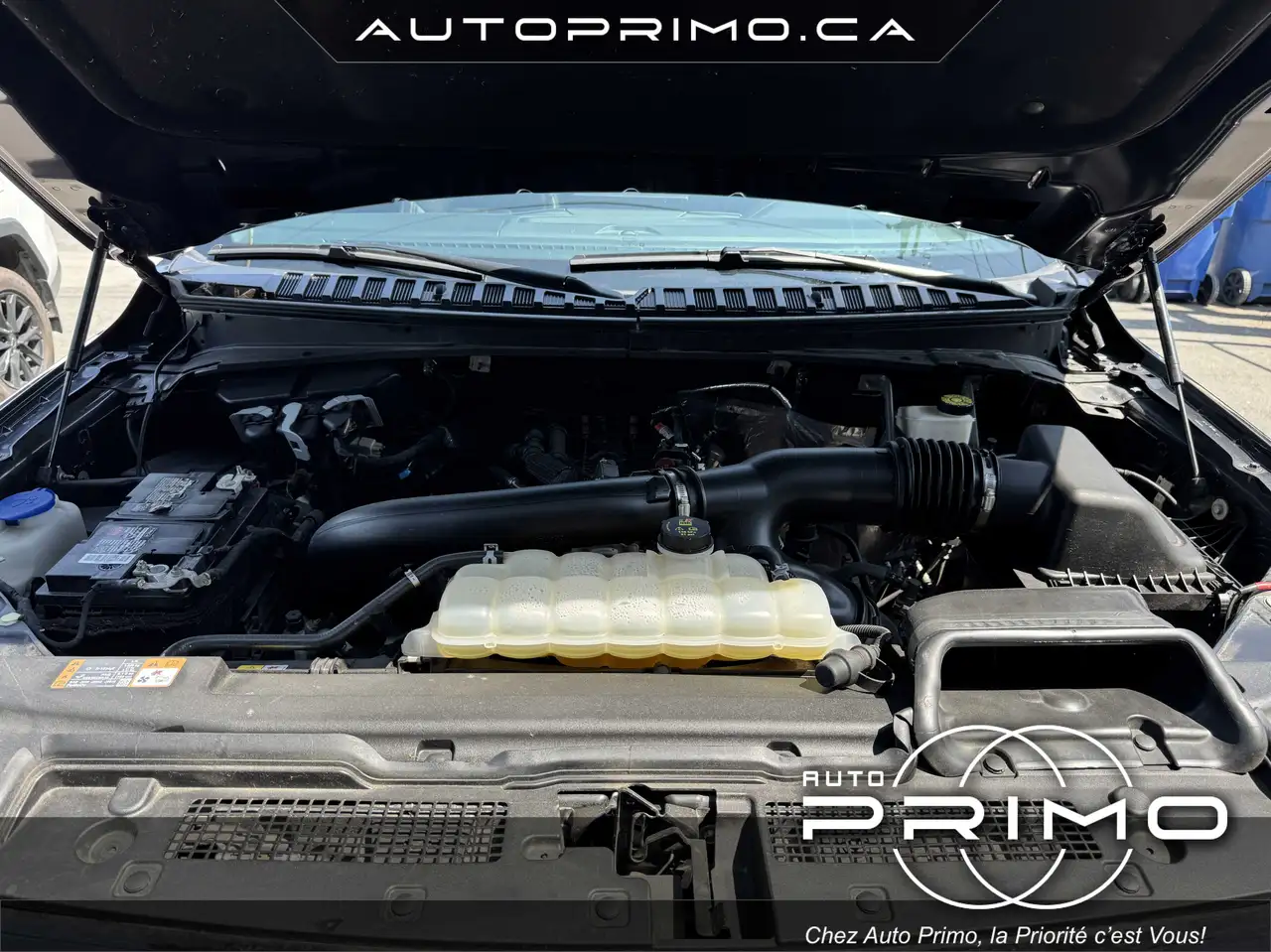 Ford Expedition - Image 49