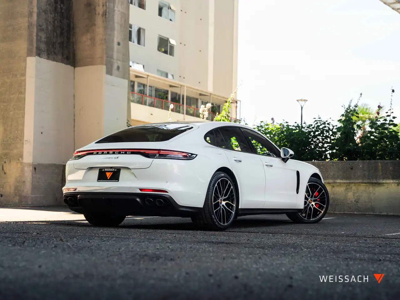 Porsche Panamera - Image 3