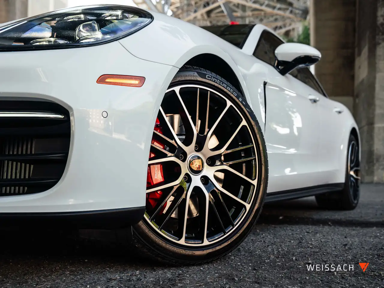Porsche Panamera - Image 23