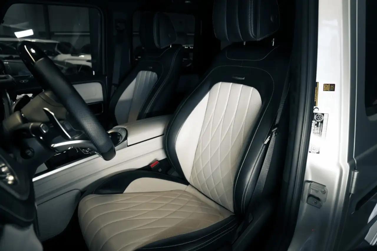 Mercedes-Benz G-Class - Image 32