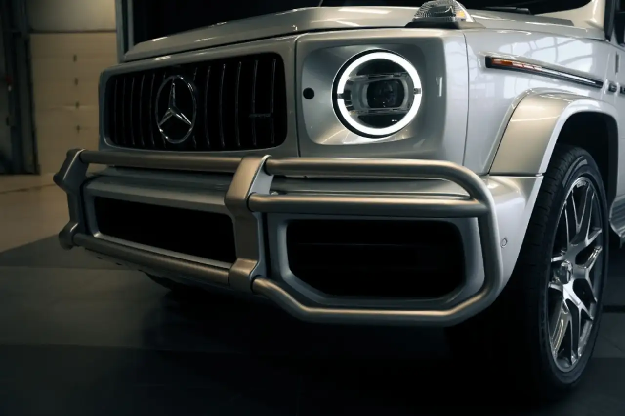 Mercedes-Benz G-Class - Image 9