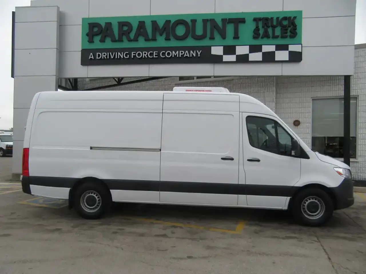 Mercedes-Benz Sprinter - Image 5