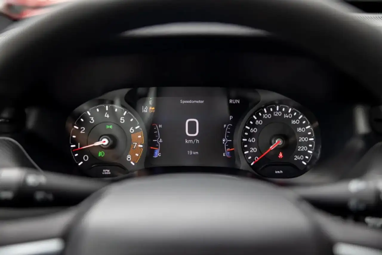 Jeep Compass - Image 11