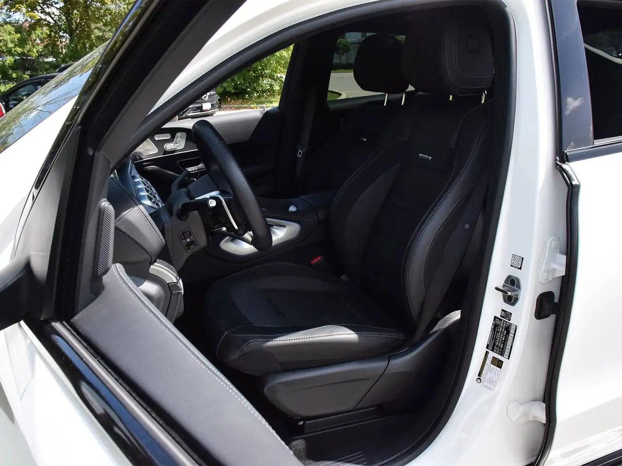 Mercedes-Benz GLE - Image 12