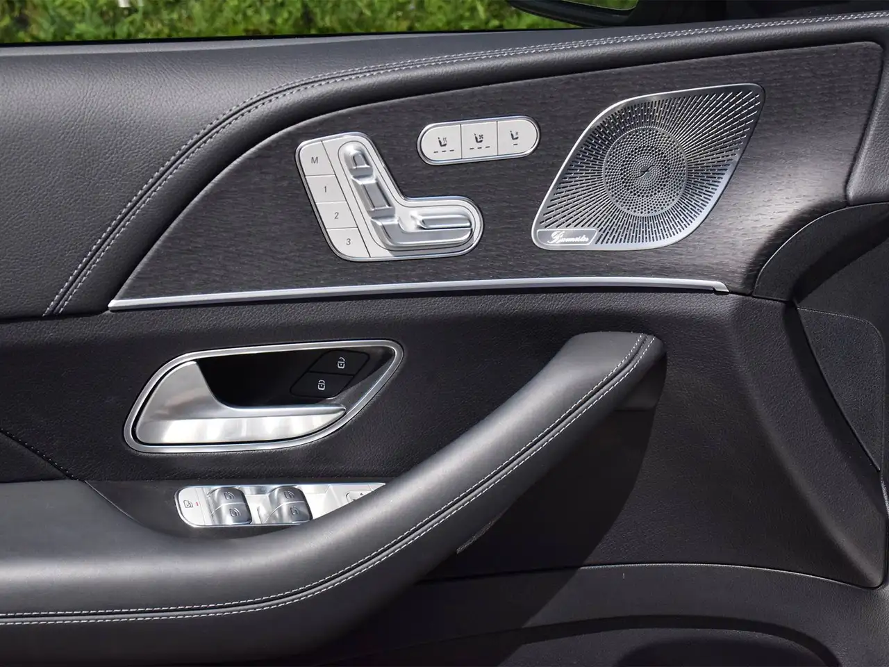 Mercedes-Benz GLE - Image 10