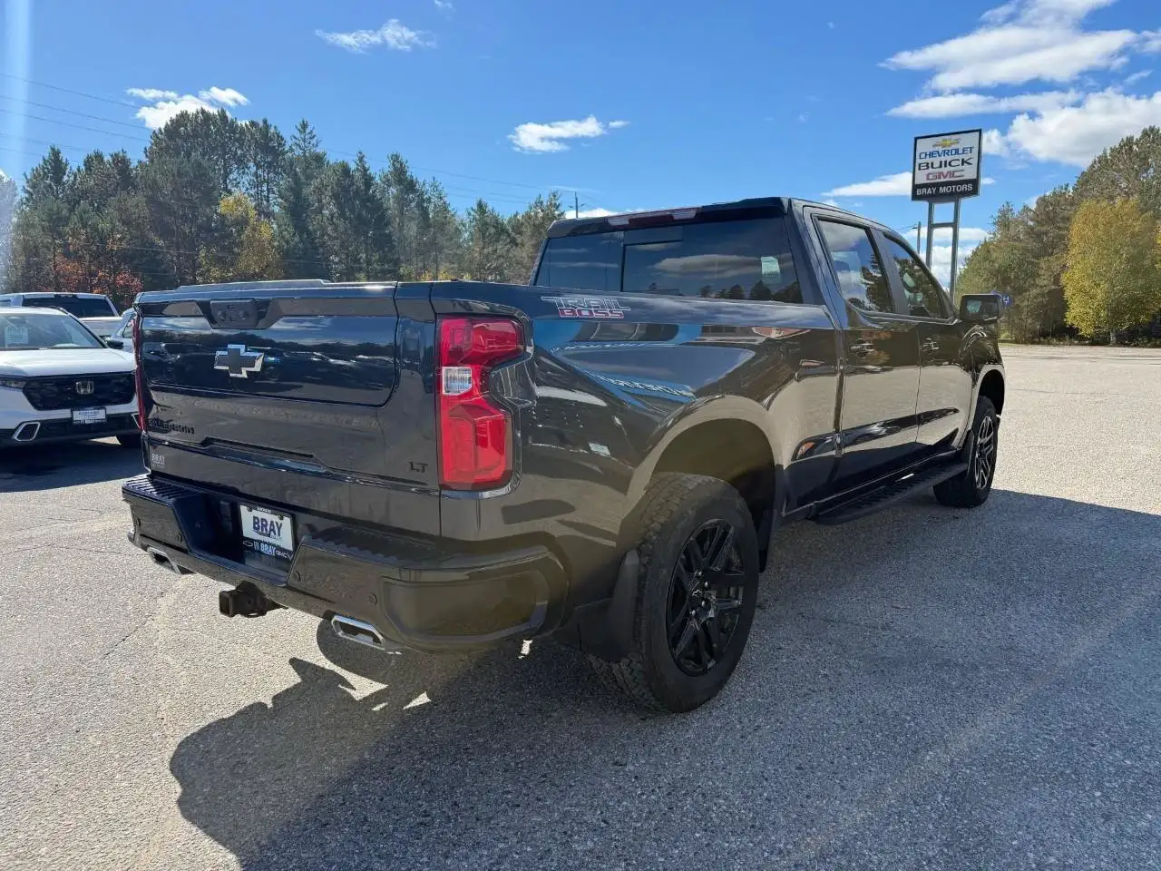 Chevrolet Silverado 1500 - Image 6