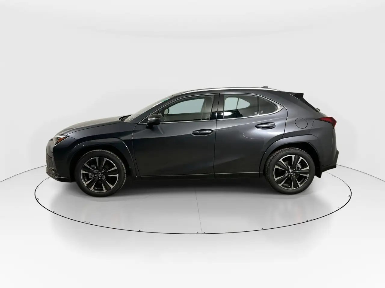 Lexus UX - Image 4