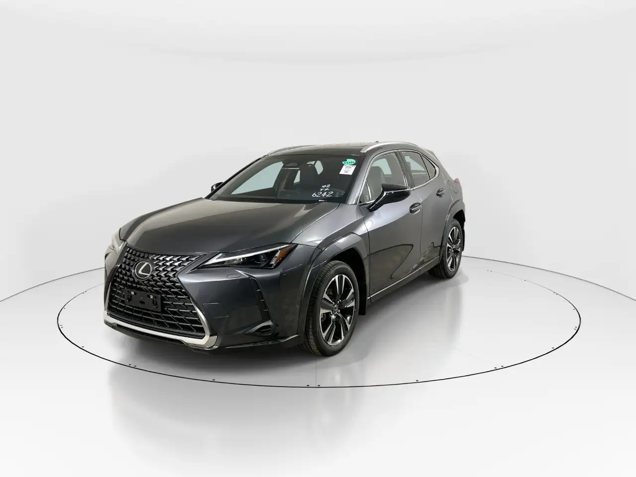 Lexus UX - Image 3