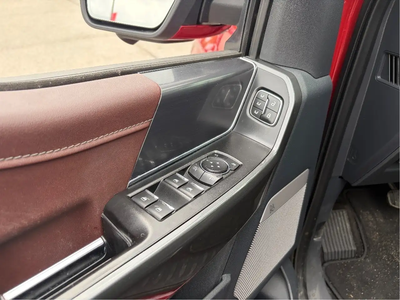 Ford F-150 - Image 13