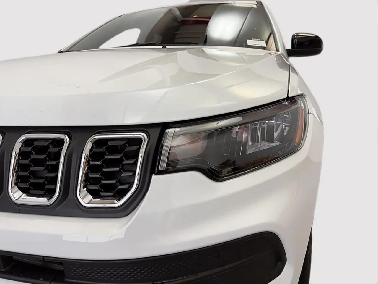 Jeep Compass - Image 2