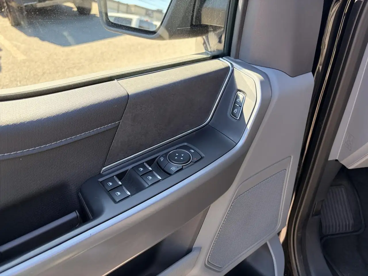 Ford F-150 - Image 16