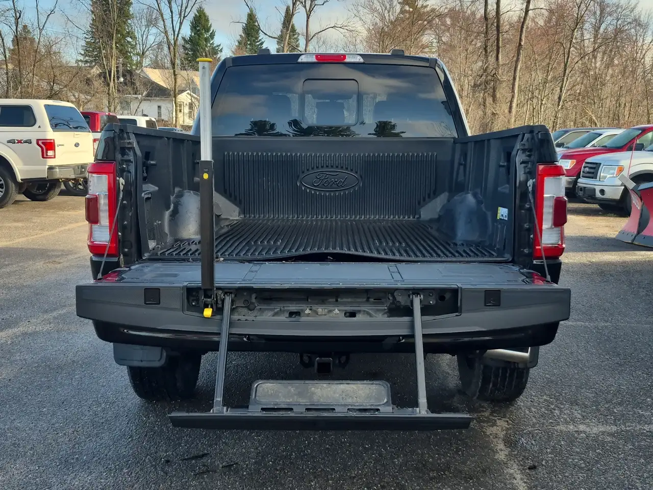 Ford F-150 - Image 26