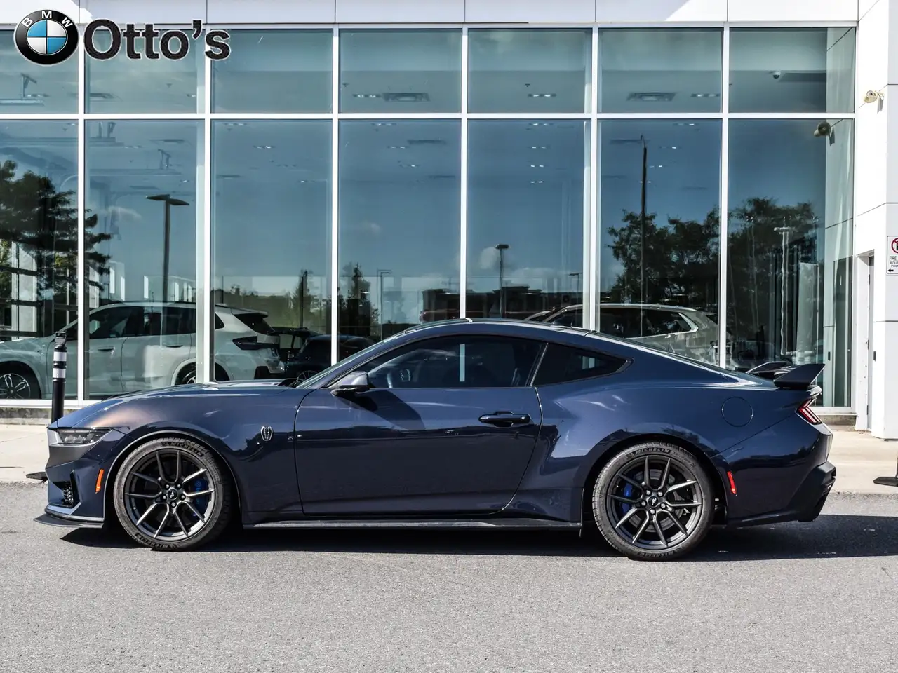 Ford Mustang - Image 3