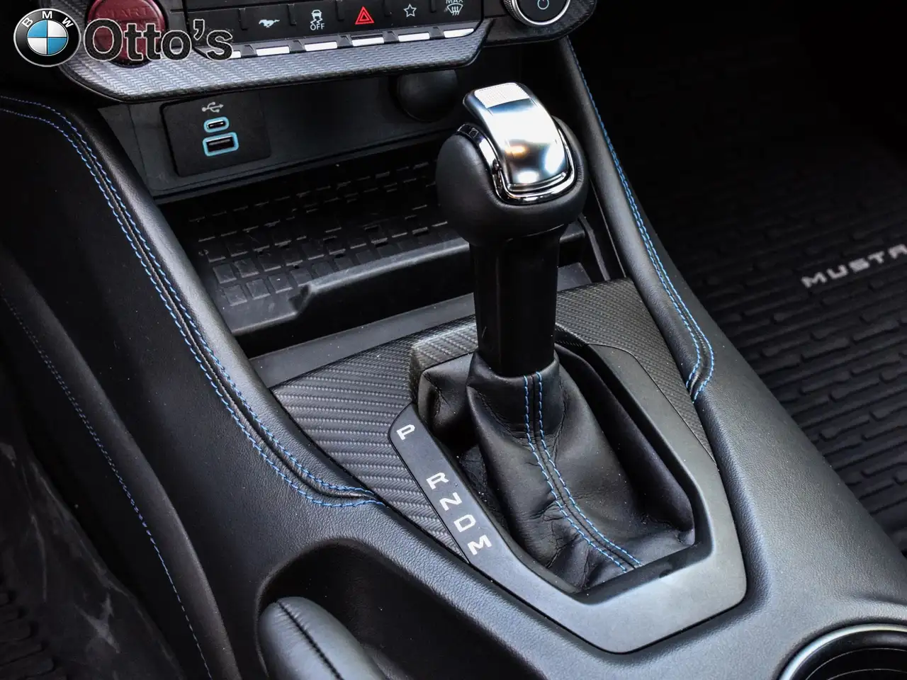 Ford Mustang - Image 30
